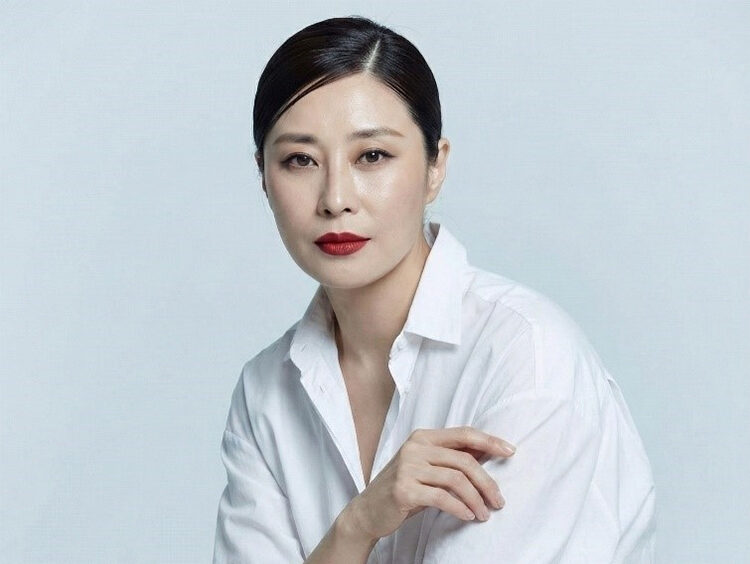 트리즈커머스, 패션 인플루언서 '덕덕' 전속 커머스 매니지먼트 계약 체결